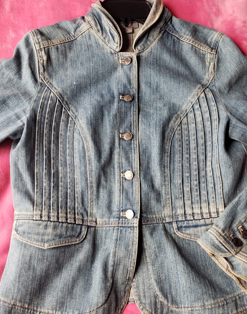 J.Jill Denim Jacket Size S Buttons Down